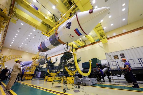 Детальный обзор новой необычной &laquo;космической лаборатории&raquo; России &mdash; &laquo;Бион-М&raquo; № 2. Её конструкция, орбита, цели, видео запуска.