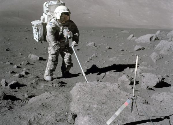 Раскрыты основные опасности лунной пыли для будущих покорителей нашего спутника