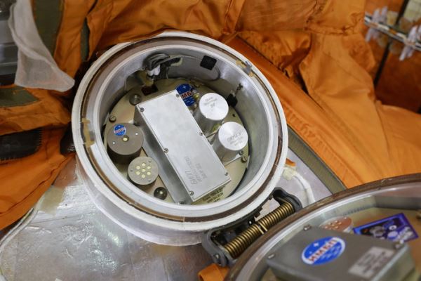 Детальный обзор новой необычной &laquo;космической лаборатории&raquo; России &mdash; &laquo;Бион-М&raquo; № 2. Её конструкция, орбита, цели, видео запуска.