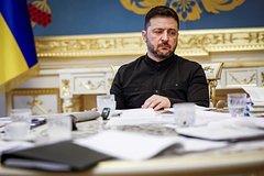 Отказ от территорий и сокращение ВСУ. Перед какими еще требованиями США готовятся поставить Зеленского?