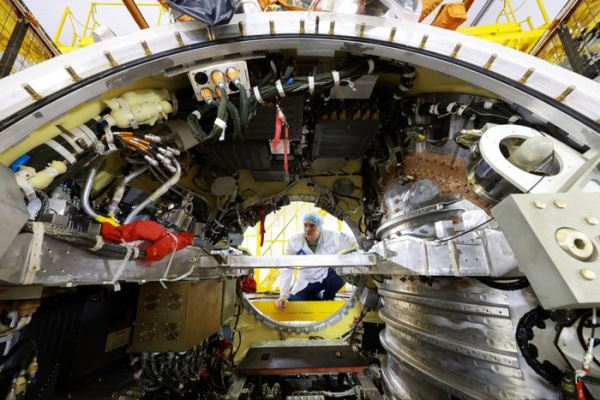 Детальный обзор новой необычной &laquo;космической лаборатории&raquo; России &mdash; &laquo;Бион-М&raquo; № 2. Её конструкция, орбита, цели, видео запуска.