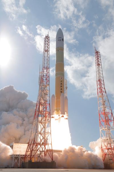 Япония запустила в космос свой новый грузовой космический корабль HTV-X. Его детальный обзор и видео запуска.