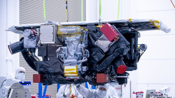 В США на одной ракете в космос отправлено сразу три исследовательских миссии: IMAP, CGO и SWFO-L1. Их обзор и видео запуска.