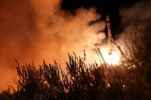 Детальный обзор новой необычной &laquo;космической лаборатории&raquo; России &mdash; &laquo;Бион-М&raquo; № 2. Её конструкция, орбита, цели, видео запуска.