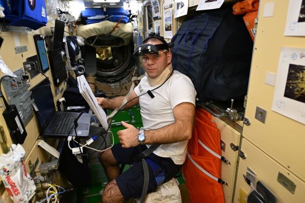 Космонавт Иван Вагнер: в космосе скучаешь по самым простым вещам