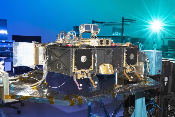 В США на одной ракете в космос отправлено сразу три исследовательских миссии: IMAP, CGO и SWFO-L1. Их обзор и видео запуска.