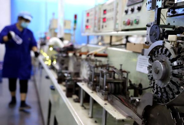 В России останавливает производство крупнейший кремниевый завод. Виной тому стал Китай