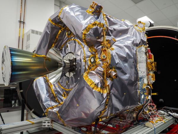 Второй запуск — и уже к Марсу! В США запустили к Красной планете сразу два зонда EscaPADE. Их детальный обзор и видео запуска.