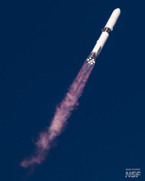 Второй запуск — и уже к Марсу! В США запустили к Красной планете сразу два зонда EscaPADE. Их детальный обзор и видео запуска.