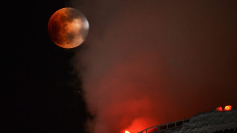 Энергетический пик осени: какие проблемы и болезни принесет суперлуние 5 ноября