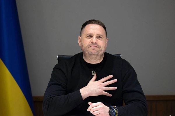 Пока вы не уснули: судьба Ермака и «сигналы» Киеву от США по сделке с Россией