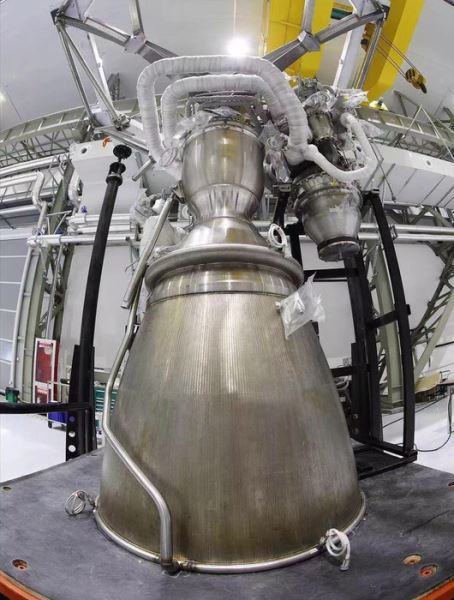 Китай запустил в космос «ответ Илону Маску» — свою первую частично многоразовую ракету «Чжуцюэ-3». Её обзор и видео запуска.